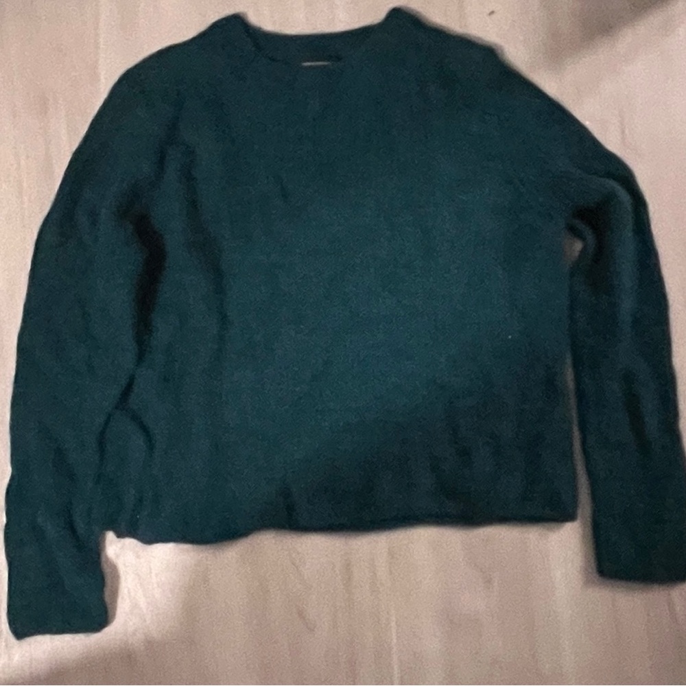 NWOT Banana Republic cozy sweater